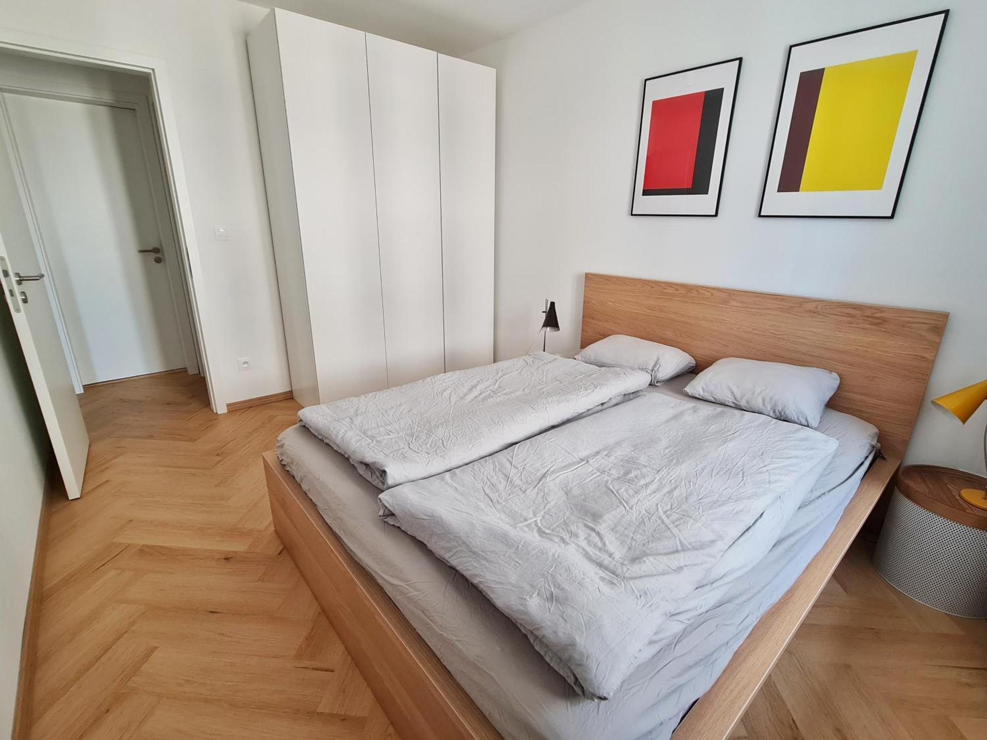 Beautiful New Apt In Old Town Near Train Station - Free Parking Bratislava Exterior foto